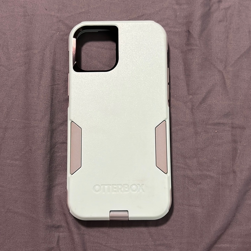 iPhone 12 Pro otter box case